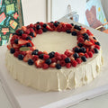 table cake （Berry Wreath）